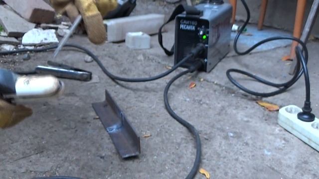 ⚡⚡⚡Эксперимент! Потянет ли бензогенератор "Калибр БЭГ-3000" сварочный аппарат "Ресанта САИ-160А"? смотреть онлайн