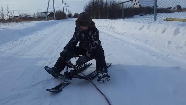 Дрифт на снегокате смотреть онлайн