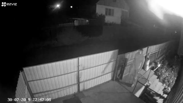 Видеокамера Ezviz LC1 - Запись звука смотреть онлайн