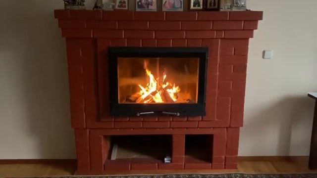 Камин из кирпича с дверцей Stover PLATINUM смотреть онлайн