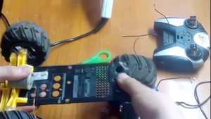 Как сделать машинку на пульте управлении.