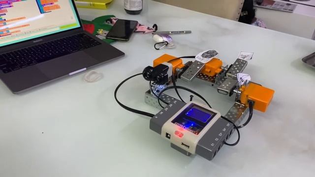 ROBOTICS WITH THE BHALLA'S - GAME BOT смотреть онлайн