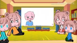 Peppa Pig reacts to PIGGY (memes are not mine) (ketchup warning)
