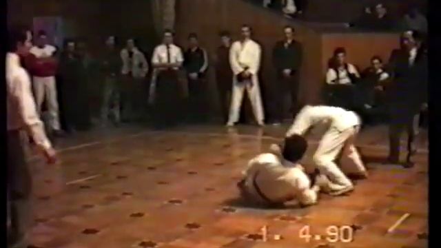 В.И.Зорин в действии!!! Турнир по карате Москва 1990 год!!!