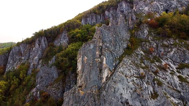 Пещера ЧЁРТОВЫ ВОРОТА! Приморский хребет СИХОТЭ-АЛИНЬ смотреть онлайн