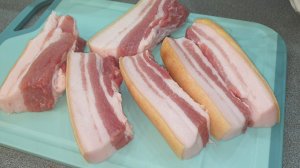 ЕСЛИ ЛЮБИТЕ САЛО - СОЛИТЕ ТАК! ЭТО САМЫЙ ВКУСНЫЙ РЕЦЕПТ САЛА!