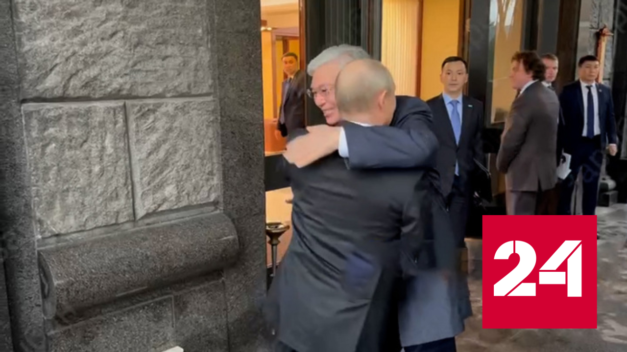 Два президента стали пассажирами Путина - Россия 24