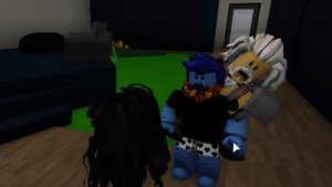 ЛЕО ПРИНЕС ДОМОЙ СТРАШНУЮ КУКЛУ! / Roblox Brookhaven RP