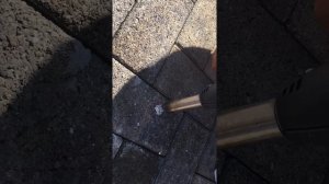 Как убрать с тротуарной плитки краску ( масляные пятна)