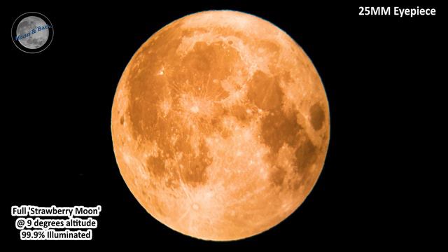 The Moon Through Sky-Watcher Telescope in colour and 4K смотреть онлайн