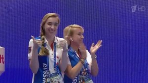 Синхронистки Светлана Ромашина и Светлана Колеснич...ими в произвольной программе на Чемпионате мира