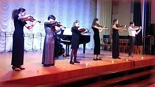 Скрипковий ансамбль "Натхнення". John Williams - Theme from the movie "Shindler's List"
