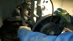 Опель Зафира Б. стук рулевого наконечника.