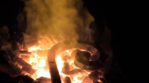 Завиток вручную без станков и приспособлений.Кованые элементы.