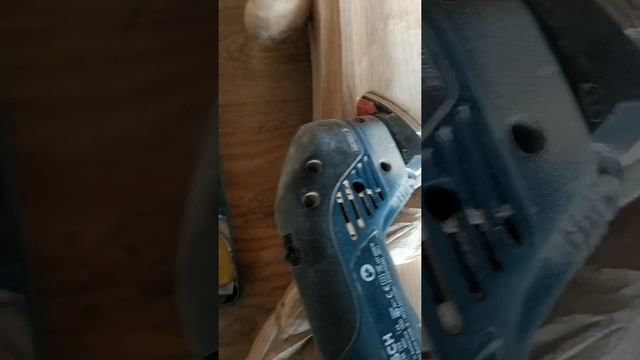 Дельташлифмашина Bosch