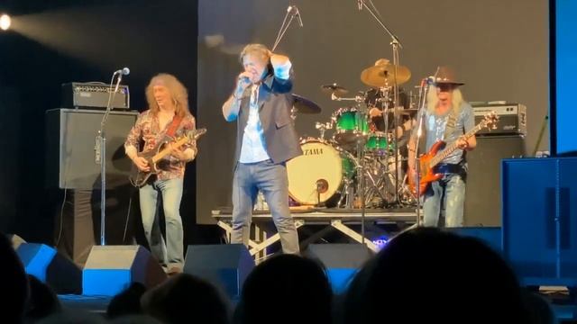 08.11.2023, "Только женщина", группа "Круиз" Матвея Аничкина, г. Советск смотреть онлайн