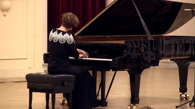 Фото пианистки полины осетинской