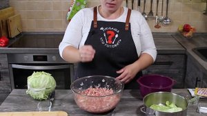 Рис варить не буду!!! Ёжики с фаршем получаться вкуснее. Быстрый ужин за 30 минут.