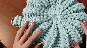 БЕРЕТ-ШАПКА ПЫШНЫМИ СТОЛБИКАМИ КРЮЧКОМ.  Берет-шапочка крючком для начинающих.