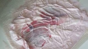 Валяем брошь. Невероятный мак своим руками. Мокрое валяние шерсти .