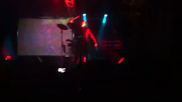 Dolphin - Темно смотреть онлайн