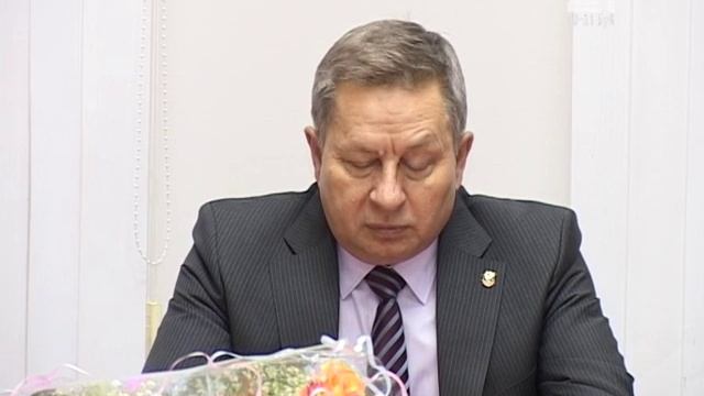 Поздравление многодетных мам в администрации города смотреть онлайн