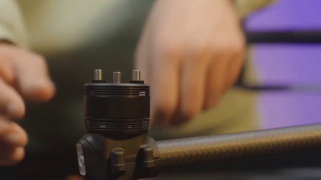Matrice 30 Series || Install the Propellers