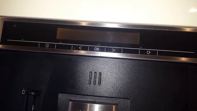 Descaling Miele Nespresso Machine смотреть онлайн