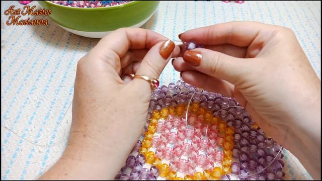 1/3 Ваза для фруктов на ножке из бусин - мастер-класс смотреть онлайн