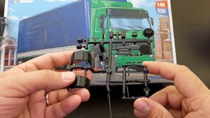 МАЗ-5440 с полуприцепом МАЗ-9758. Обзор сборной модели