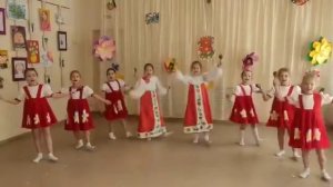 Вокальный ансамбль «Землянички» Арина Чугайкина «Ложка в позолоте»