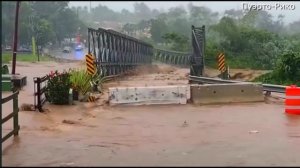 Ураган Фиона в Пуэрто-Рико разрушил мосты, дома и затопил весь остров