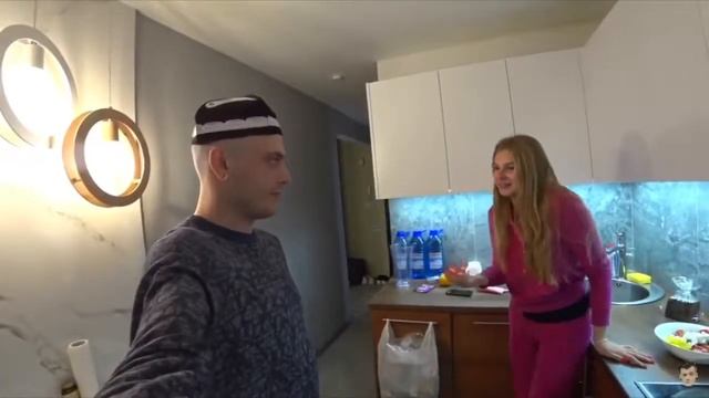 Разбила череп с вертушки ??? смотреть онлайн