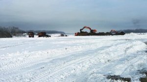 Экскаватор SDLG 6210. Добыча речного песка