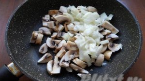 Капуста, тушеная с грибами и картошкой