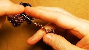 Сережки из бисера "Коричнево-золотые висюльки" #howtomakejewellery #handmade #beads