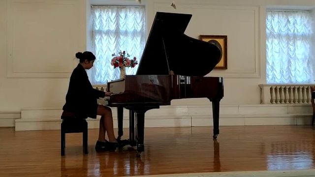 исполняет Алискерова Лейла смотреть онлайн