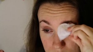 Как снять тушь с глаз без умывалки | BeautyGuild