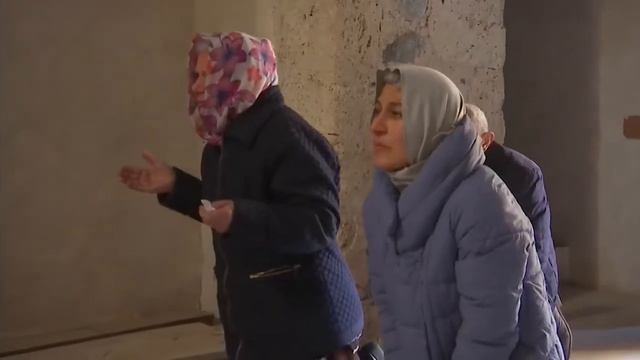 Посещение паломниками христианского монастыря Дадиванк