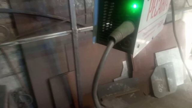 в инете увидел поменять полярность на сварочнике,решил попробовать,художественная ковка, кондуктор смотреть онлайн