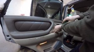 Toyota Land Cruiser  100  disassembly door ( разборка двери )