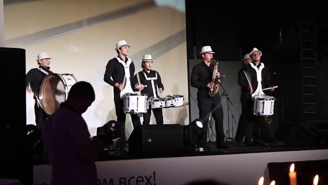 Барабанное шоу ULTRA смотреть онлайн