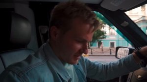 АВТОЗВУК В ГОРОДЕ: ГЛУШИМ НАРОД НА ДИСКАВЕРИ ЖЕСТКИМ БАССОМ. РЕАКЦИЯ НА 4К, ГИО ПИКА, МЕСТНЫЙ, GUF