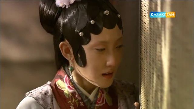 Бүгін 19:30-да «Қызыл сарайдағы түс». Телехикая. 30-бөлім смотреть онлайн