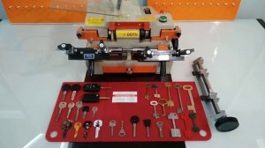 Станок DEFU 100E1 для изготовления ключей Видео презентация.