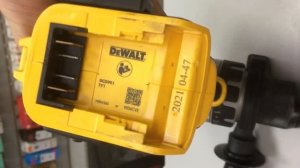 Шуруповёрт Dewalt dcd991