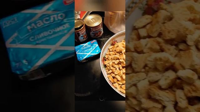 Торт "Муравейник" со сгущенкой и печеньем.  Быстро и просто. Рецепт