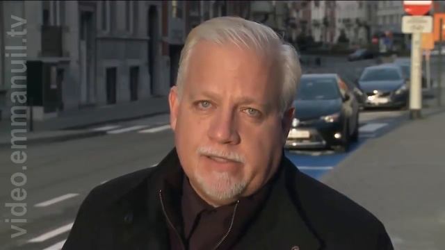 Из-за ИГИЛ мусульмане принимают Христианство смотреть онлайн