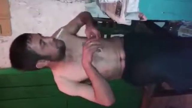 Мужика трясет по жесткой смотреть онлайн