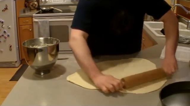 How To Make Chicago Style Pizza At Home